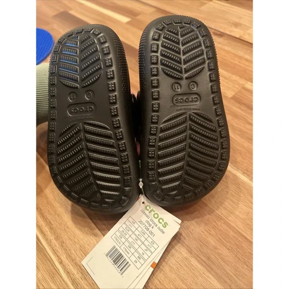 size C11 Kids Crocs Classic Cutie Clog Sandal Black 207708-001 NEW - Picture 6 of 10